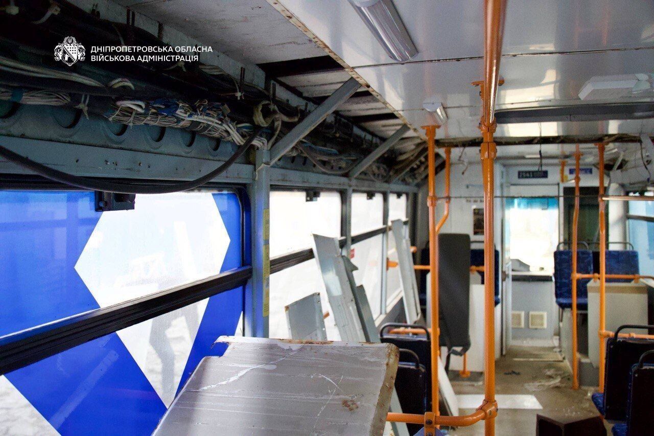 На Дніпропетровщині внаслідок ворожої атаки пошкоджено підприємства, гімназію і будинки: є постраждалі