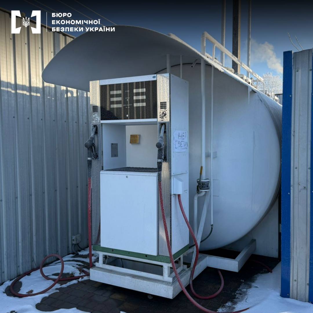 В Одеській області було припинено роботу цілої мережі нелегальних заправок