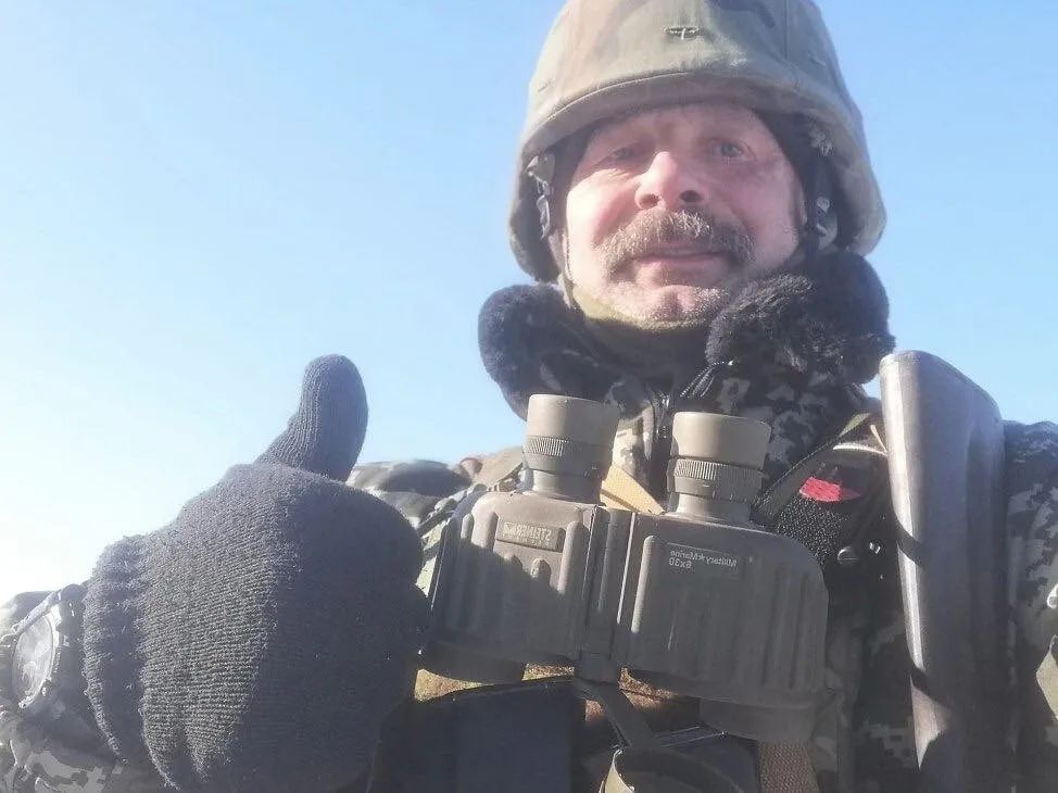 Завжди боровся за Україну та її майбутнє: Порошенко поділився спогадами про загиблого три роки тому на фронті Олега Барну