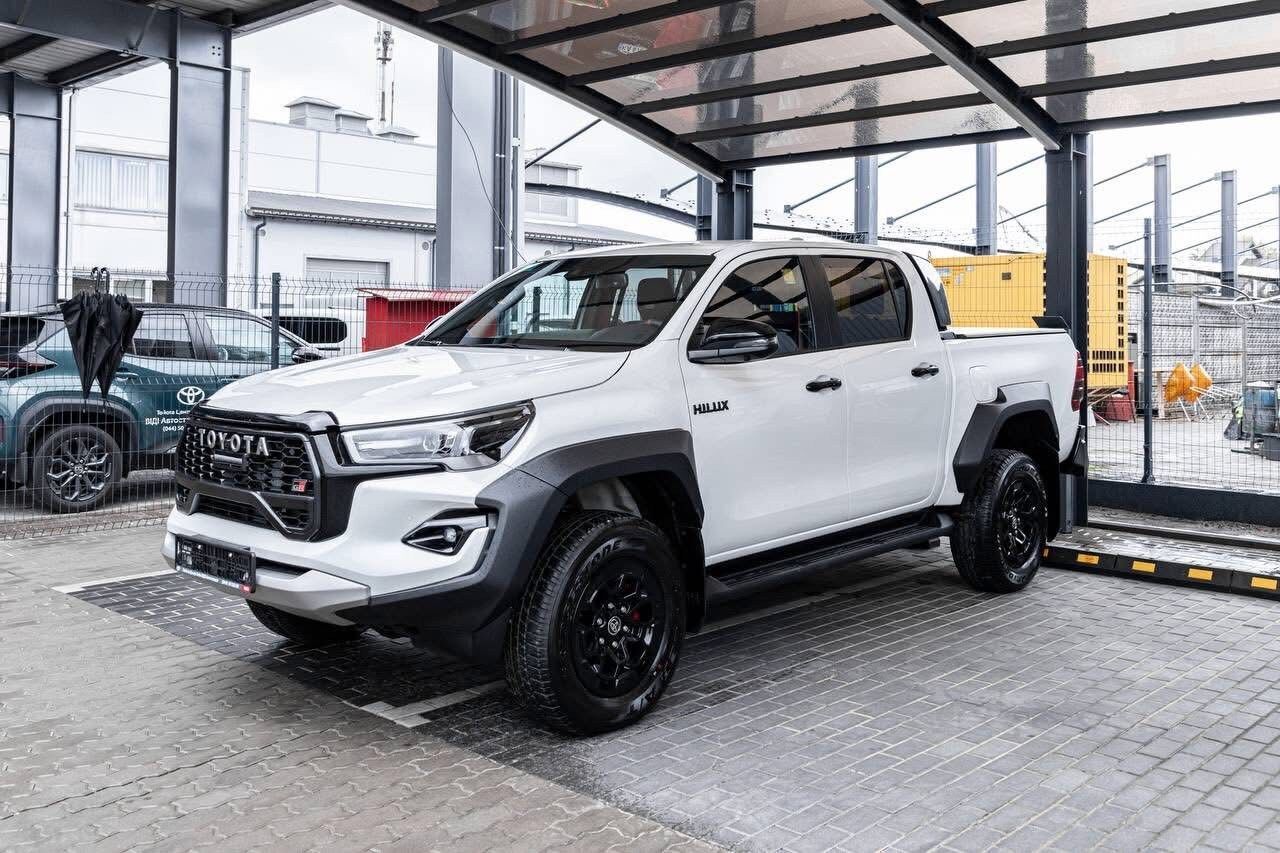 Антон Шухнін, власник Domino, отримав нагороду "За сприяння обороні Києва"