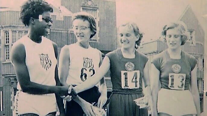 Московская соперница сбила на старте: как сложилась жизнь украинской олимпийской чемпионки, которую подставил советский врач и не принимал Киев