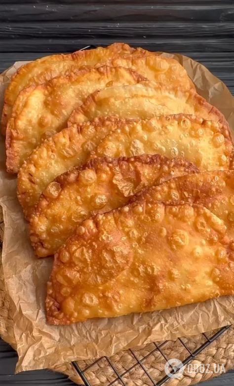 Найвдаліший рецепт чебуреків: вийдуть золотистими та хрусткими