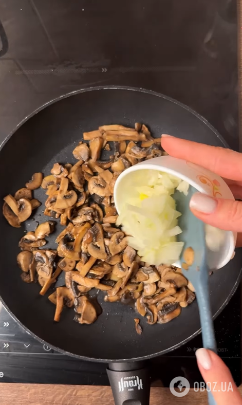 Сытные куриные отбивные с грибами и сыром: можно очень вкусно приготовить на обед