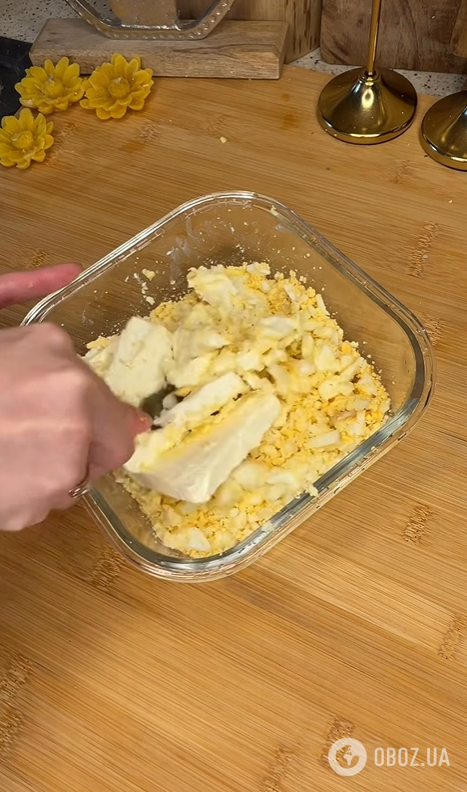 Елементарна домашня намазка з сиру та яєць: готується 15 хвилин