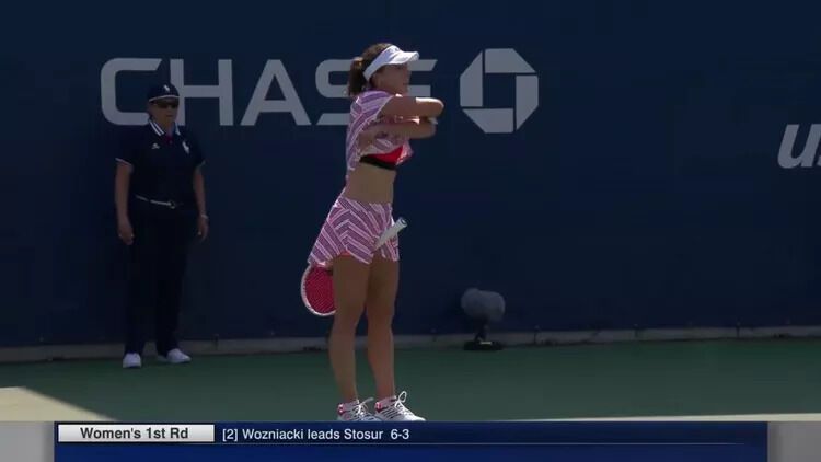 Знаменита тенісистка роздяглася на корті під час матчу на US Open. Відео зібрало 6 млн переглядів