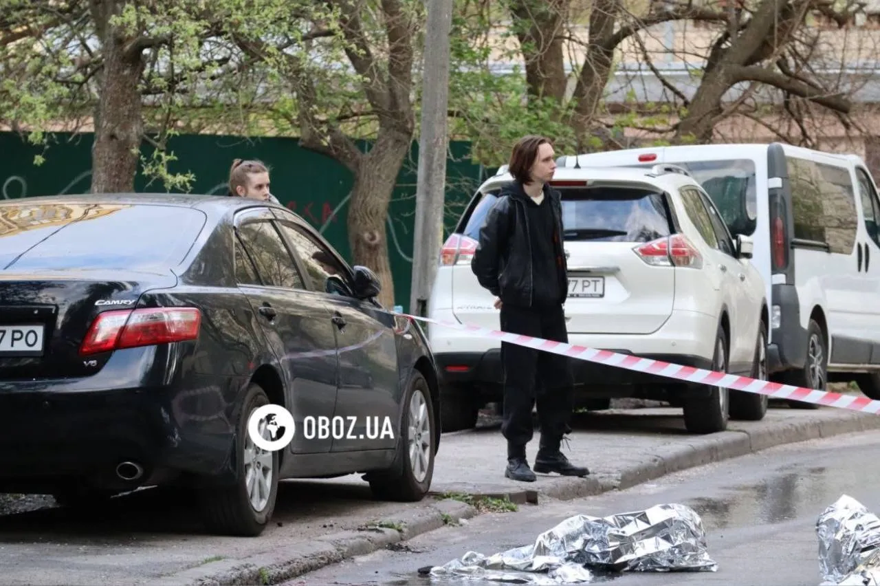 Трупы на улице, шокированные соседи: фоторепортаж с места теракта в Киеве, где уроженец Москвы убил 6 человек
