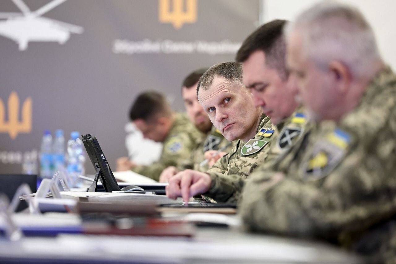 ЗСУ змагаються з ворогом на трьох напрямках: Сирський розкрив деталі