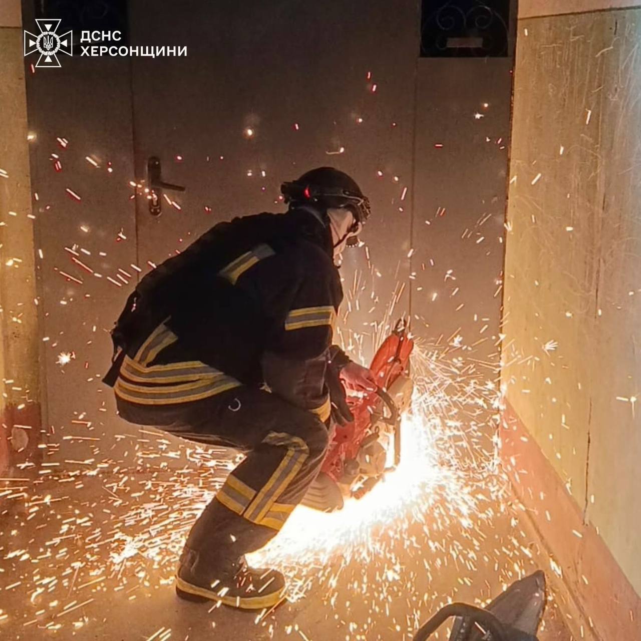 Россия сбросила девять КАБов на Херсонщину, разрушены склады. Фото