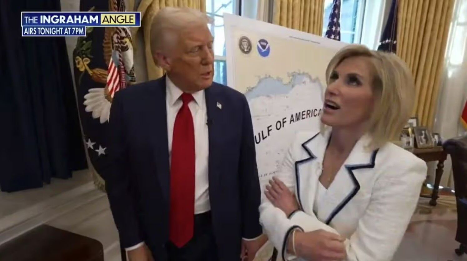 У мережі з'явилось дивне відео з Трампом біля літака, яке виявилось фейком: що відомо