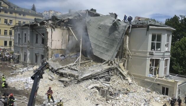 Удар баллистикой по больнице "Охматдет"