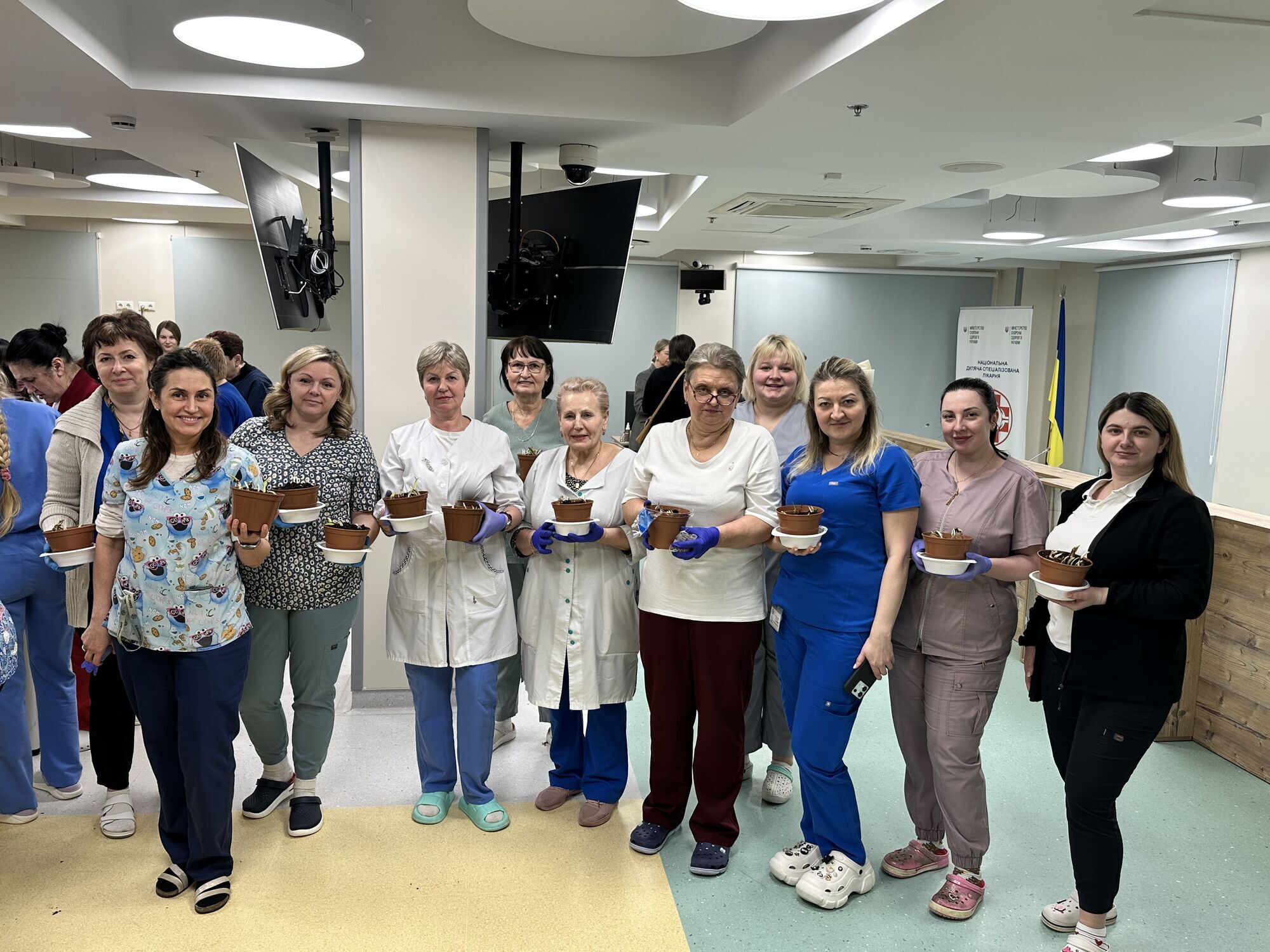 Садотерапия с работниками для разгрузки