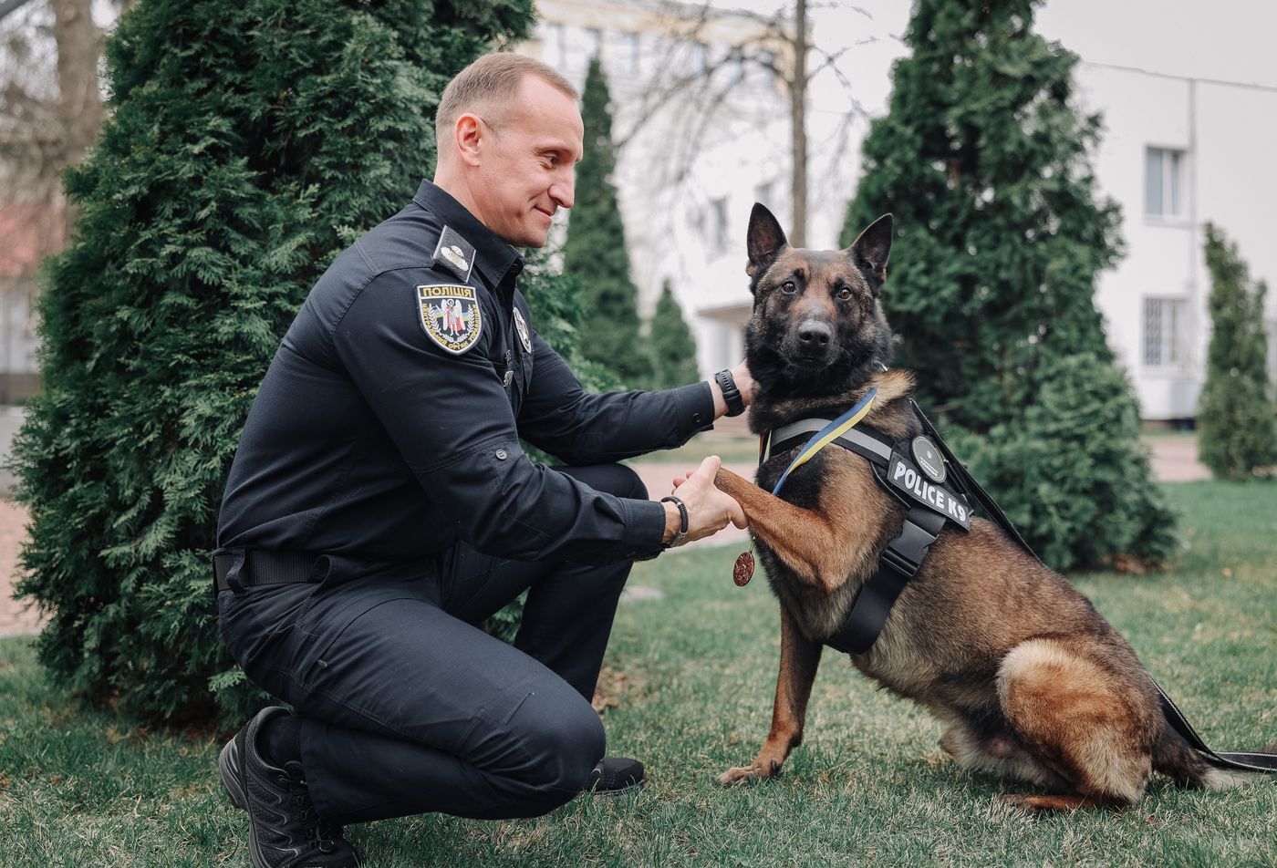 ШІ їх не замінить: службові собаки Нацполіції допомогли розкрити понад 48 тисяч злочинів