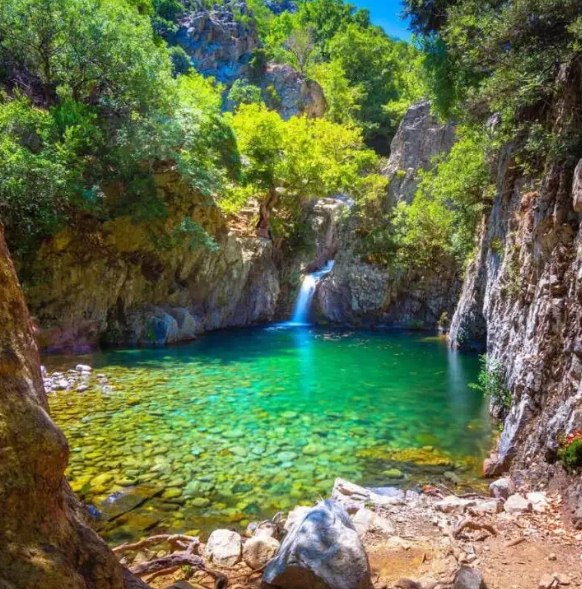 Куда поехать, чтобы по-настоящему прочувствовать Грецию: топ 5 островов