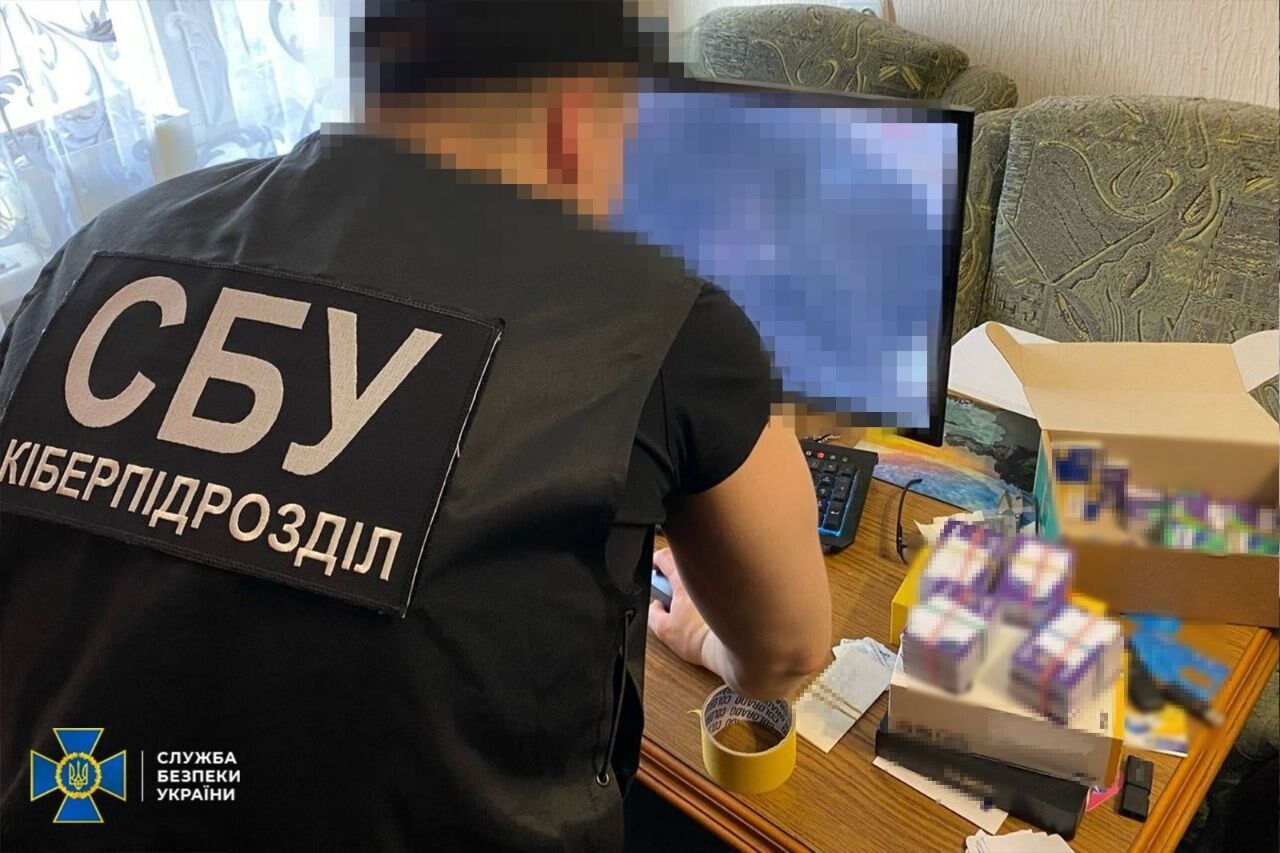 Задействовали десятки тысяч аккаунтов:  СБУ и Нацполиция ликвидировали ботоферму, через которую Россия распространяла фейки об Украине. Фото