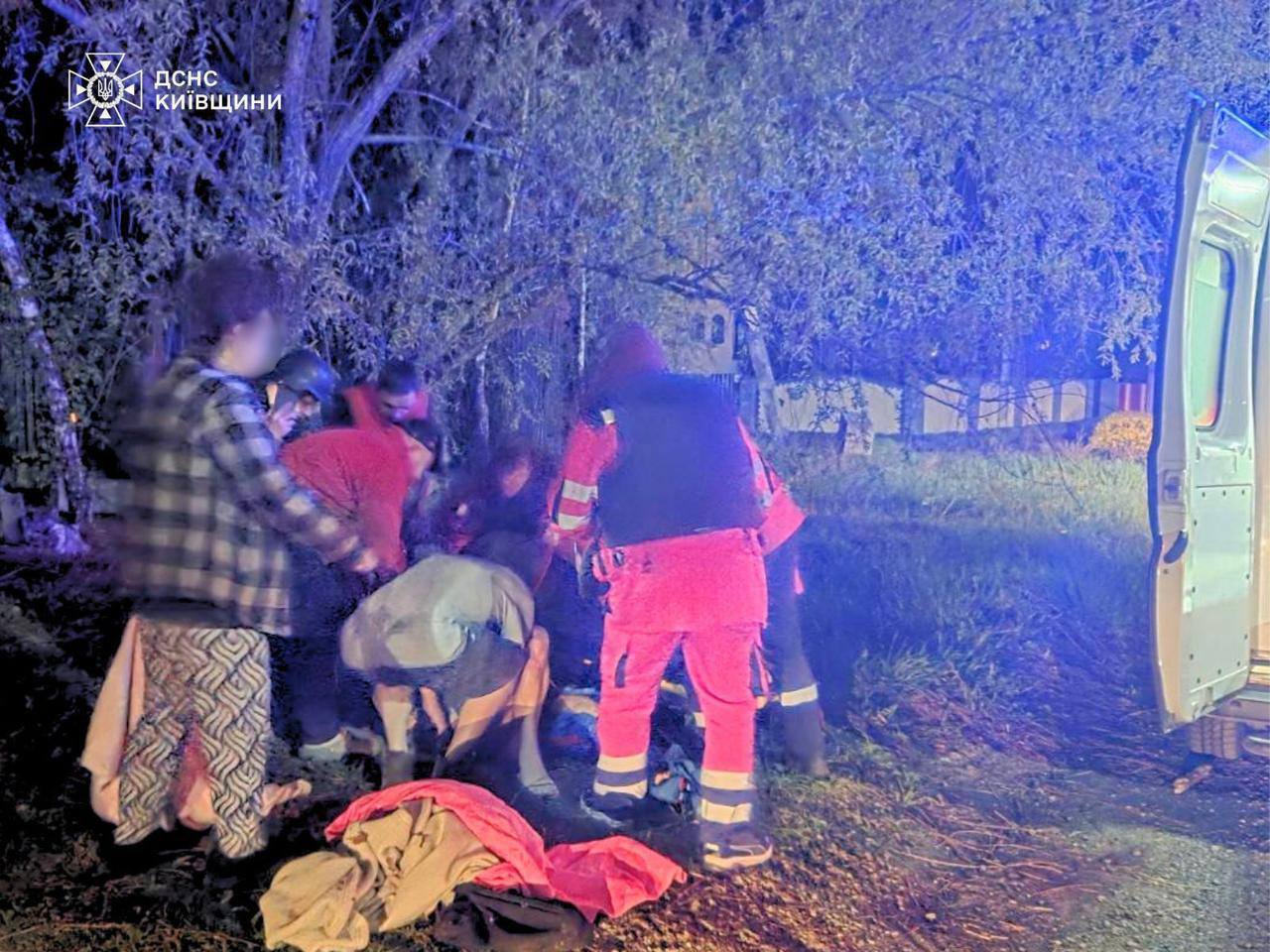 Оккупанты атаковали Киевскую область дронами: повреждены дома, есть пострадавший. Фото