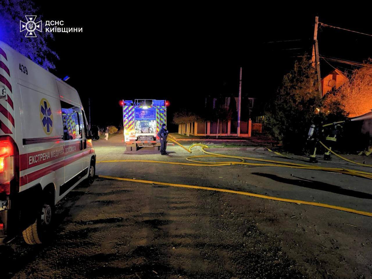 Оккупанты атаковали Киевскую область дронами: повреждены дома, есть пострадавший. Фото