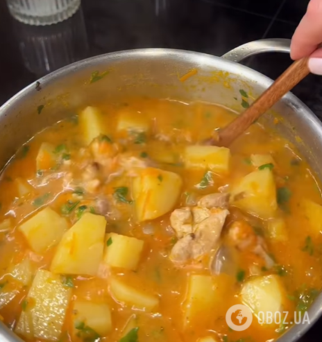 Найсмачніша печеня для вечері: з куркою та картоплею