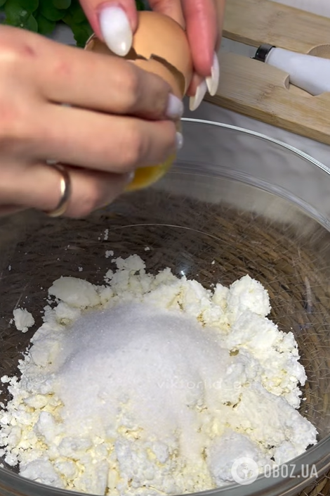 Смачне сирне печиво до чаю на вершковому маслі: як приготувати