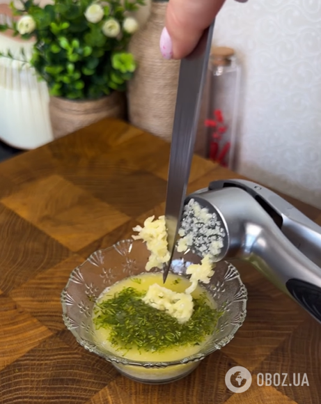 Пухкі пампушки з часником до борщу: ділимось найпростішим рецептом