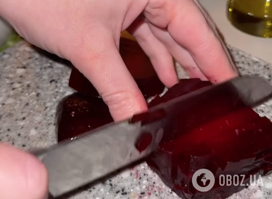 Корисний і смачний салат із буряка з печерицями: ділимося рецептом страви за 5 хвилин