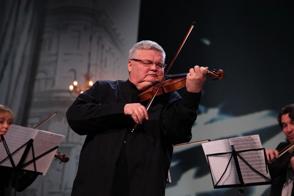 В самолете умер народный артист РФ, который выступал в Киеве и посягал на украинский Крым