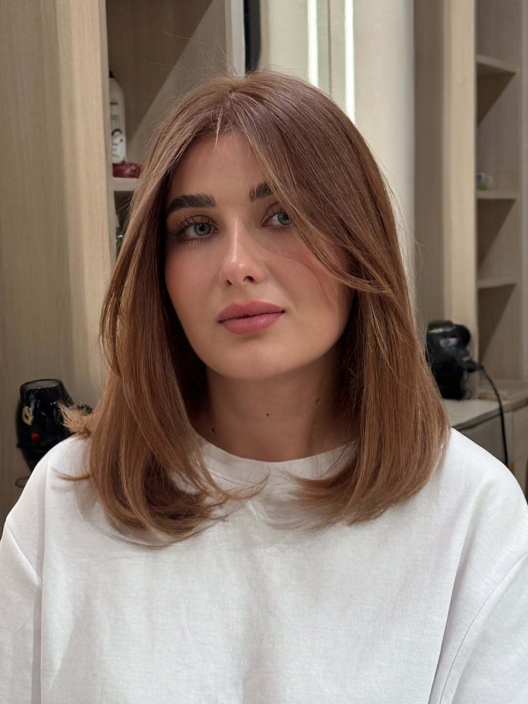 Идеальные для тонких волос: 8 современных причесок, которые создают иллюзию объема