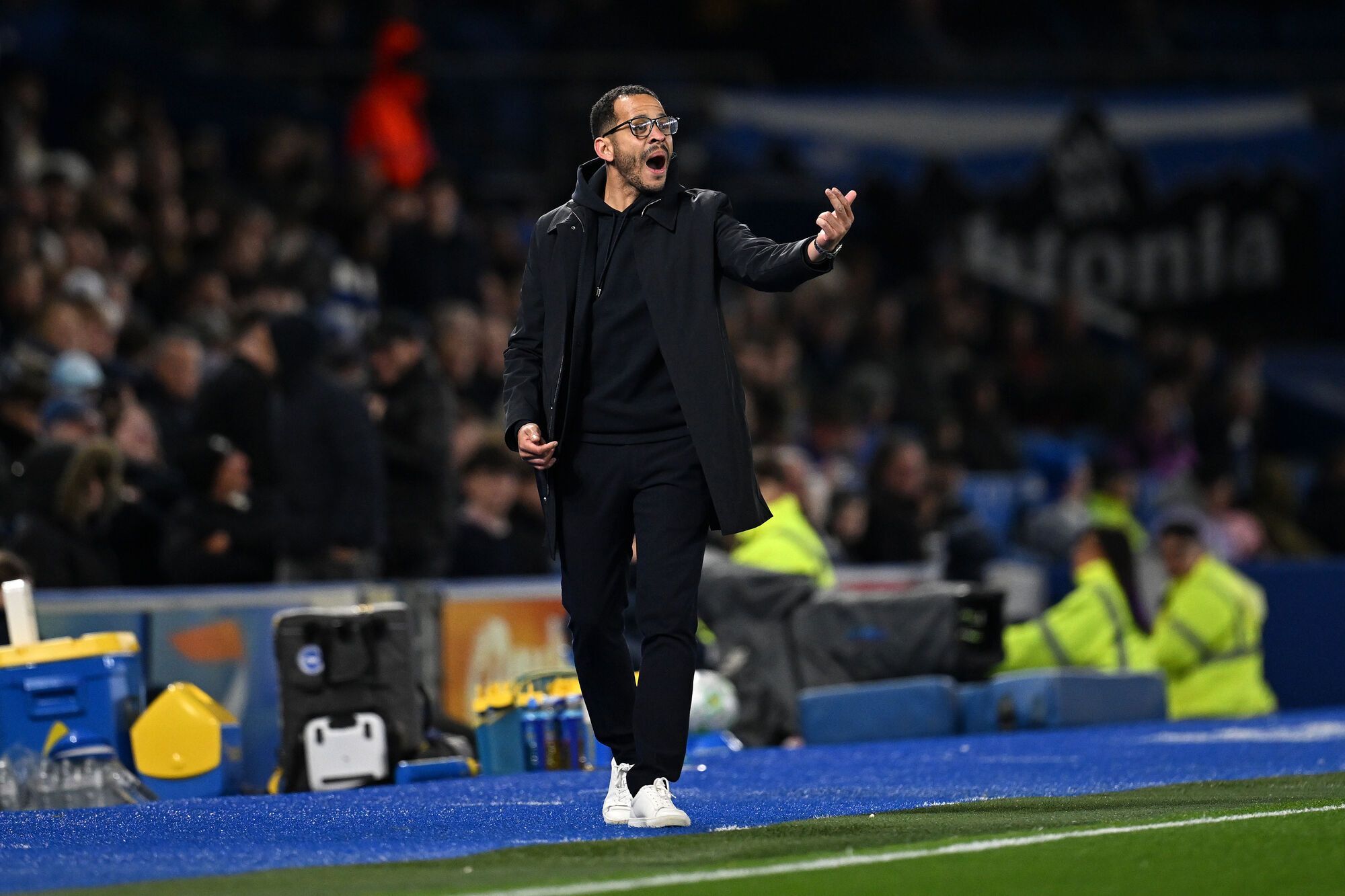 "Челсі" офіційно вигнав головного тренера і заплатить йому 27 млн євро за 107 днів роботи