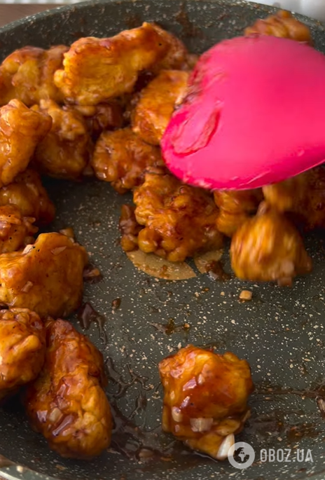 Сочное куриное филе в чесночном соусе: как приготовить