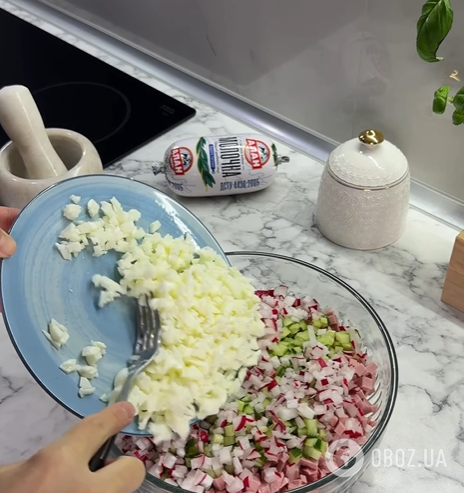 Найсмачніша весняна окрошка на майонезі та айрані: варіант ідеальної сезонної закуски