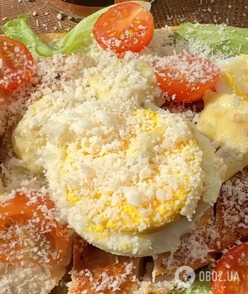 Сытная и вкусная закуска "Цезарь": делимся легким рецептом