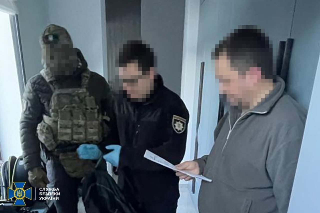 Повідомлення про підозру фігуранту