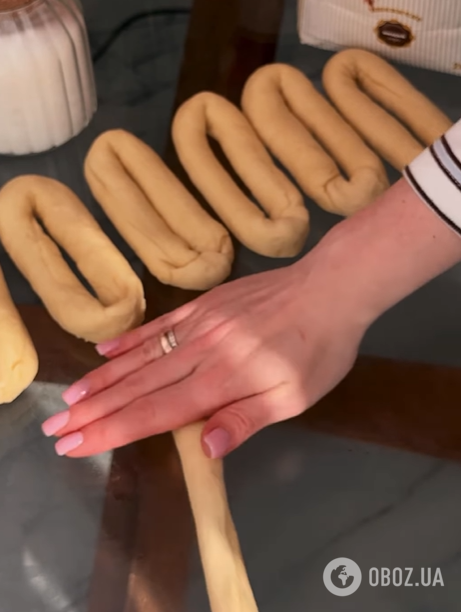 Домашні сосиски в тісті: як приготувати улюблену страву для перекусу