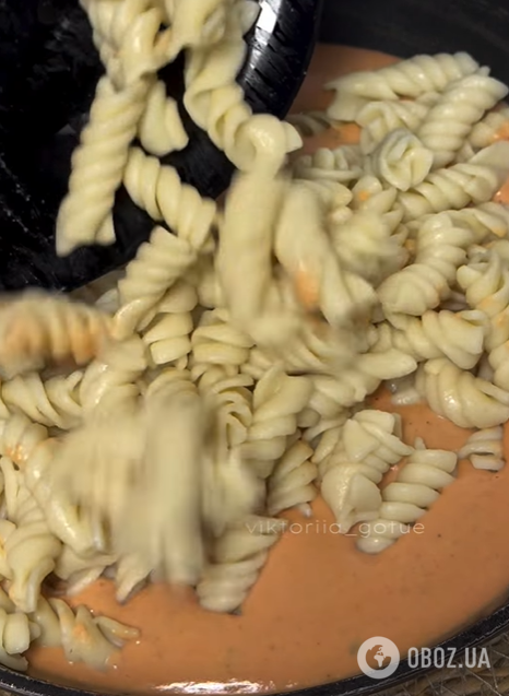 Як смачно приготувати макарони з сиром на сковорідці за 15 хвилин: рецепт нашвидкуруч