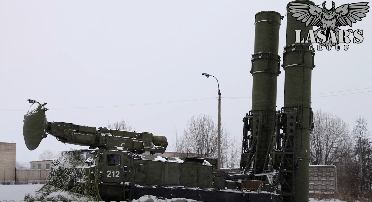 "У "Лазарів" довгі руки": українські військові уразили ворожий ЗРК С-300В в Бєлгородській області. Відео