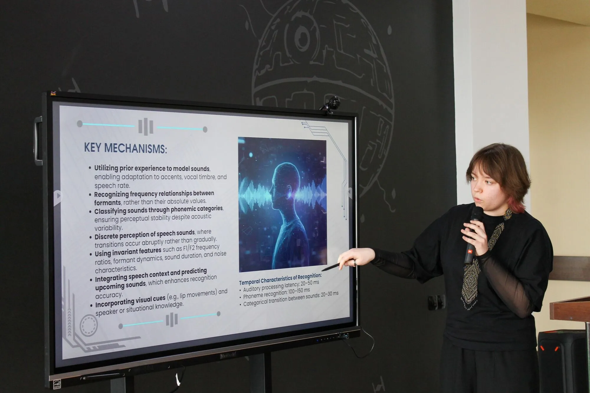 Навчила ШІ розпізнавати українську мову: 11-класниця з Кропивницького перемогла на міжнародному конкурсі технологій