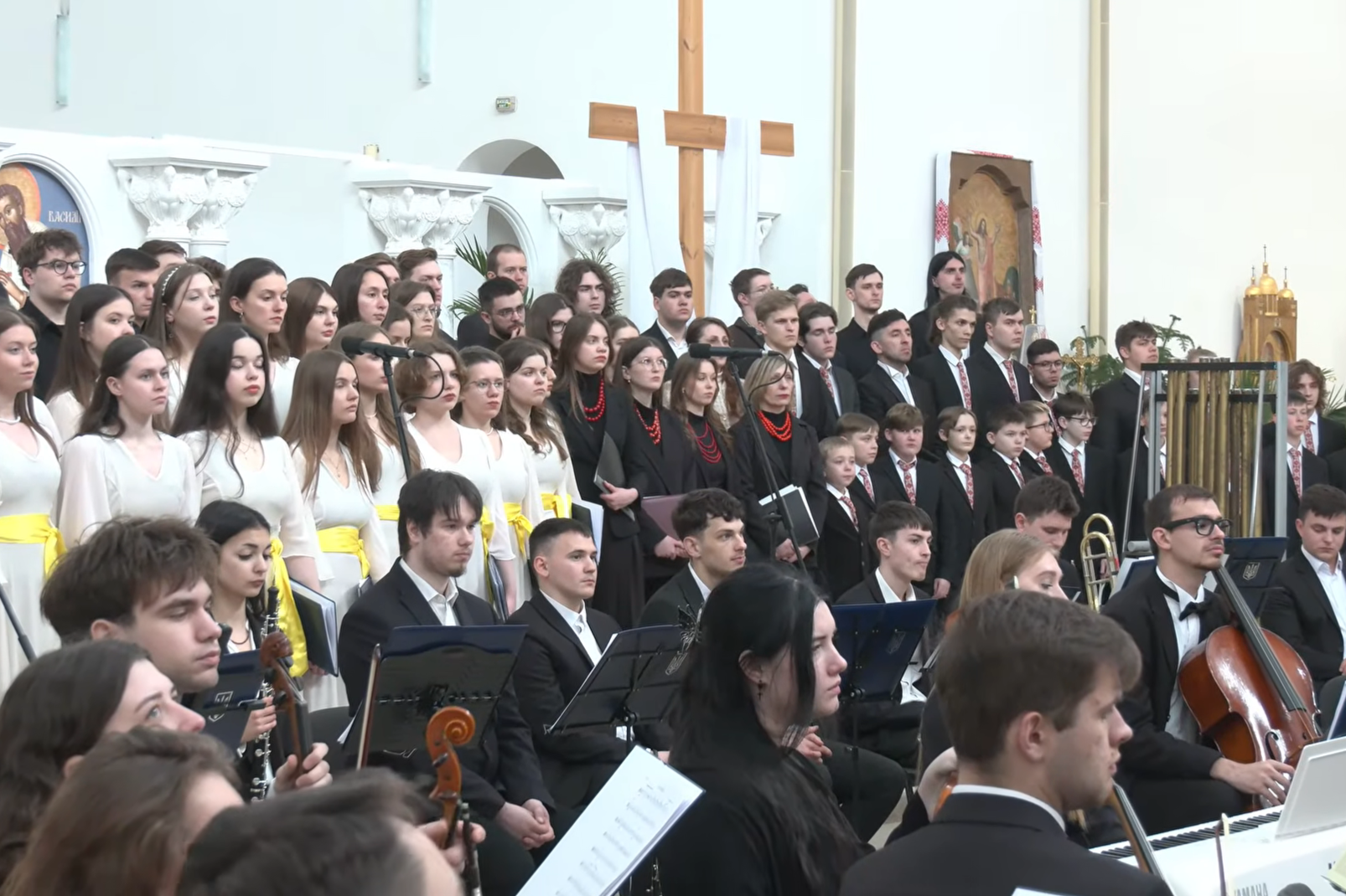 "Трагедія, спричинена радянською ідеологією": у Патріаршому соборі відбувся концерт-реквієм до 40-х роковин катастрофи на ЧАЕС. Відео