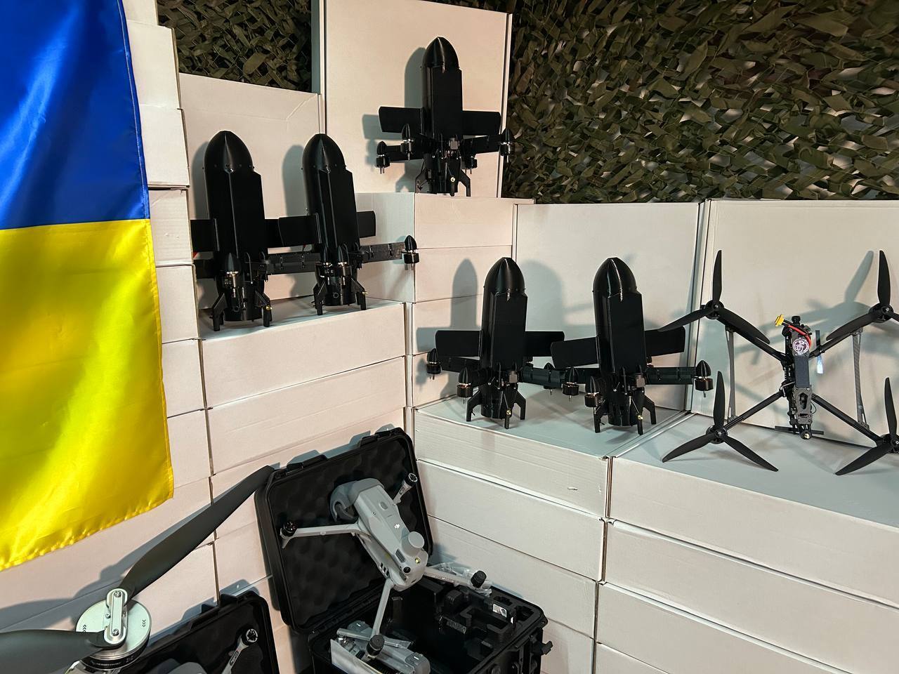 Бойцы 5-й отдельной штурмовой Киевской бригады получили 1960 БпЛА от столицы. Фото