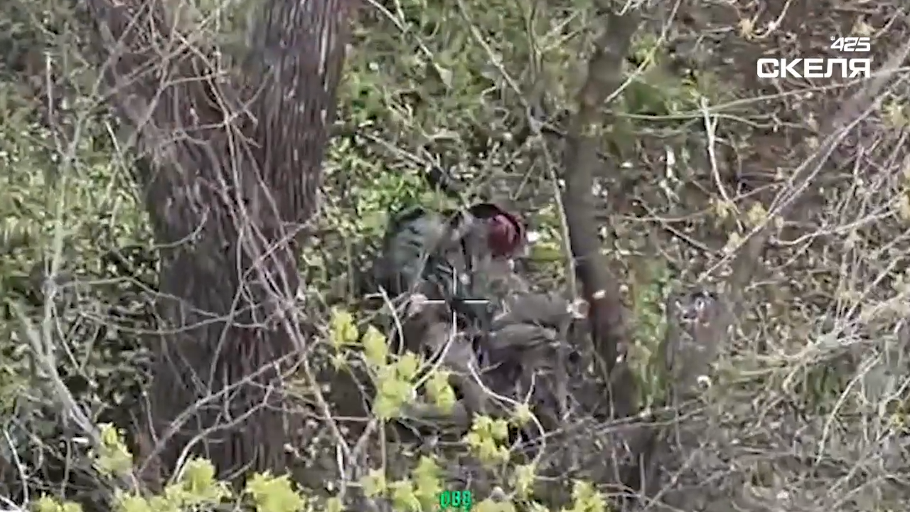 "Самоліквідувався": окупант  після скиду бомбера вирішив не мучитися і застрелився. Відео