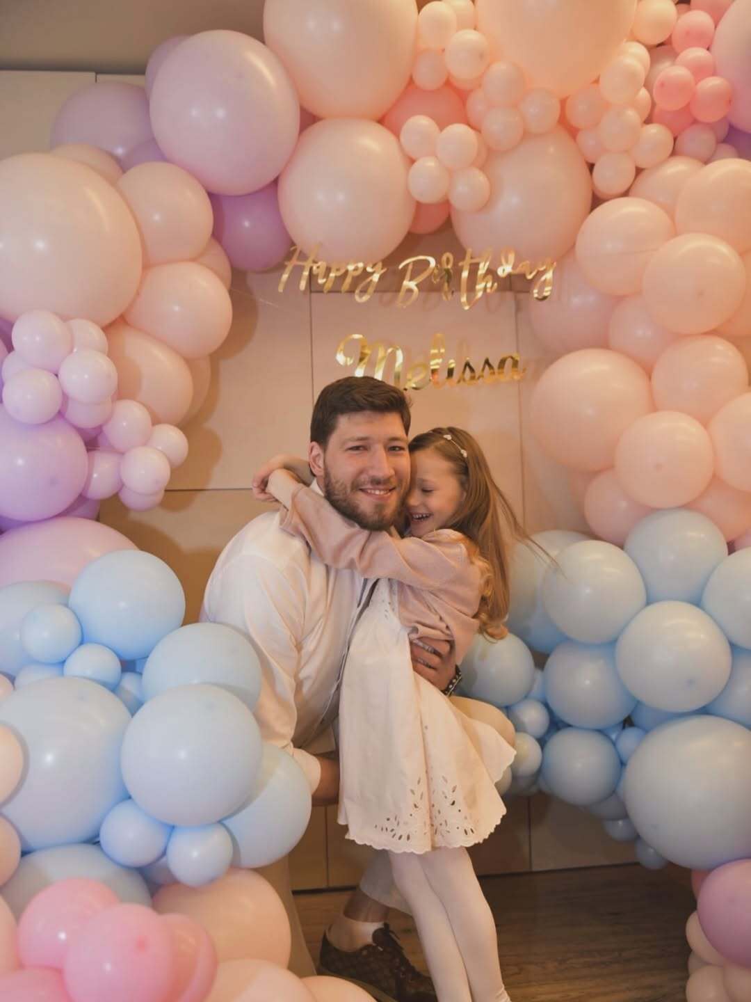 Успешная баскетбольная карьера, корабельный бизнес и брак с "Вице-мисс Украина": что известно о новом "холостяке" Вячеславе Кравцове