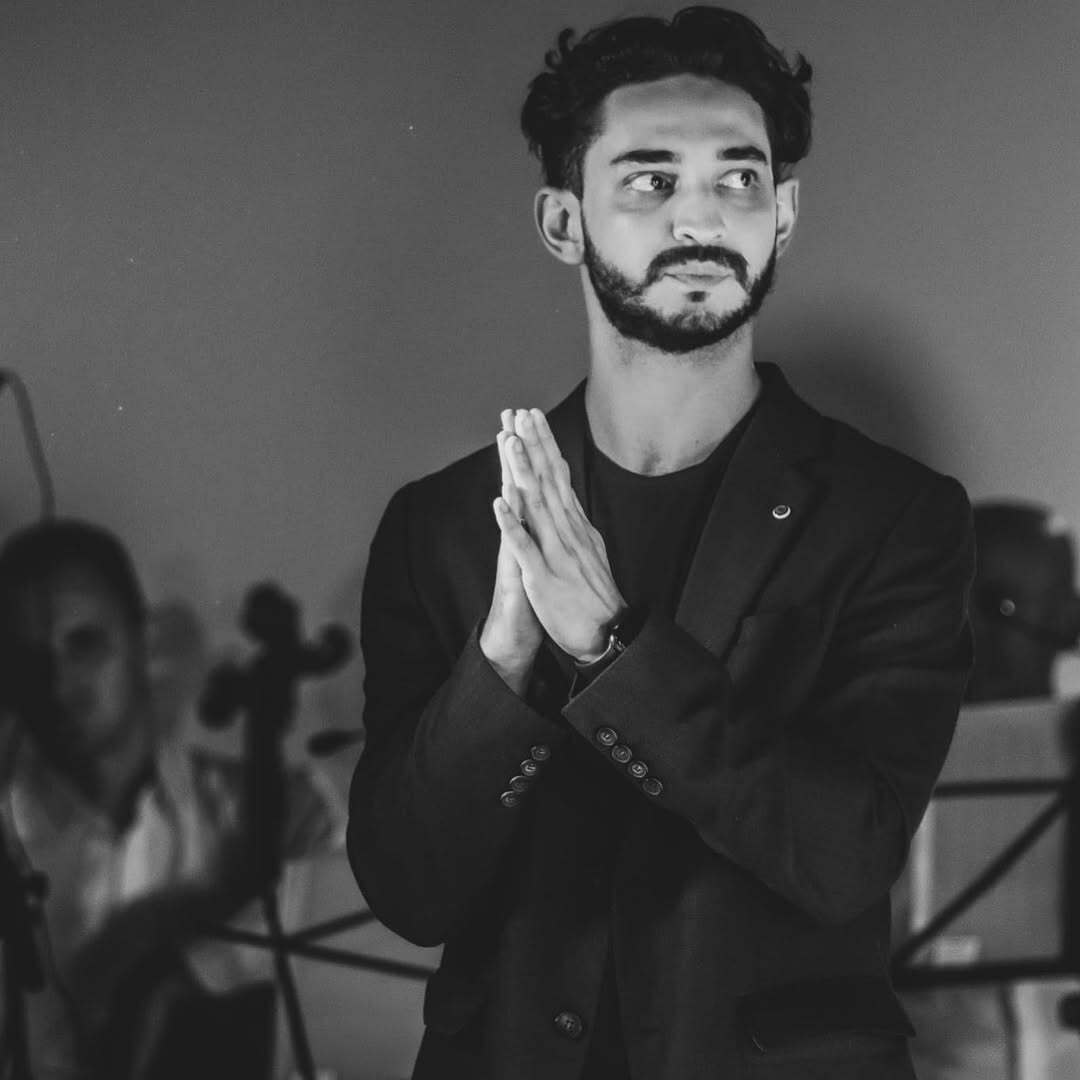 "Нас учили мечтать работать в "Ленкоме". Украинский актер Алексей Лейбюк рассказал о жизни в Киеве и пробах, за которые ему стыдно