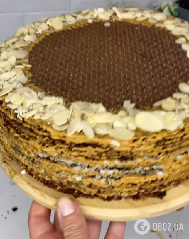 Вафельний торт по-новому: додайте лише один інгредієнт для яскравого смаку