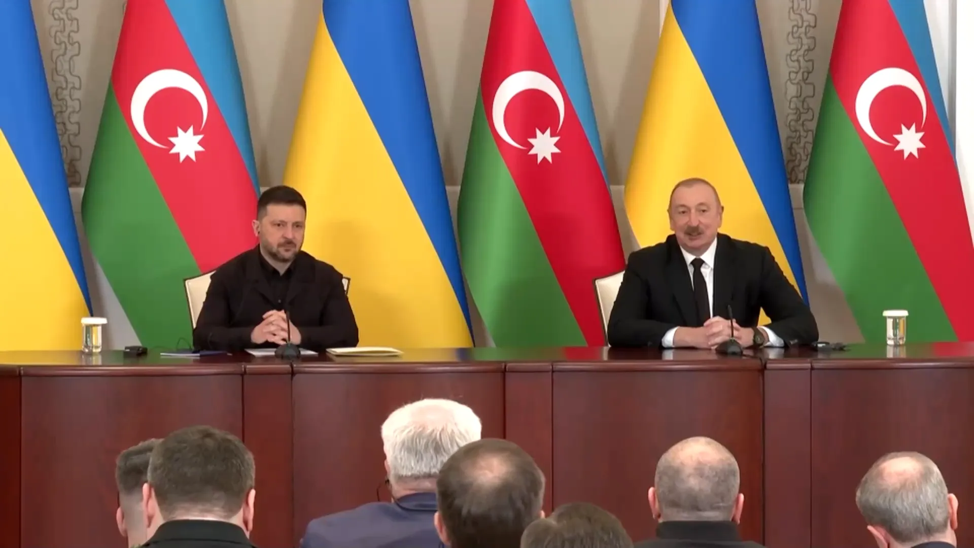 Володимир Зеленський та Ільхам Алієв провели спільну пресконференцію