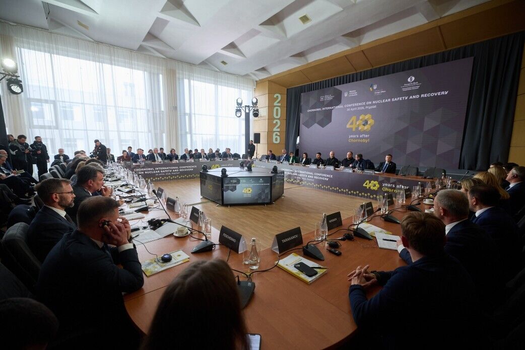 "Коли маєте справу з Росією, треба усвідомлювати її безвідповідальність": Зеленський виступив із нагоди 40-ї річниці аварії на ЧАЕС. Відео