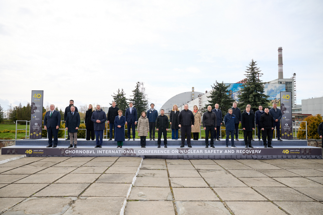 "Коли маєте справу з Росією, треба усвідомлювати її безвідповідальність": Зеленський виступив із нагоди 40-ї річниці аварії на ЧАЕС. Відео