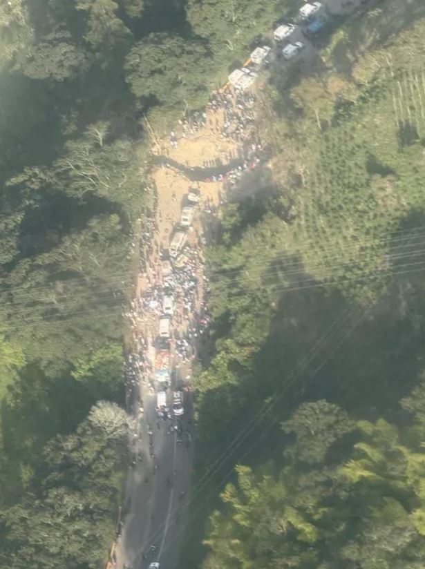 В Колумбии террористы взорвали пассажирский автобус: 13 человек погибли, десятки раненых. Фото