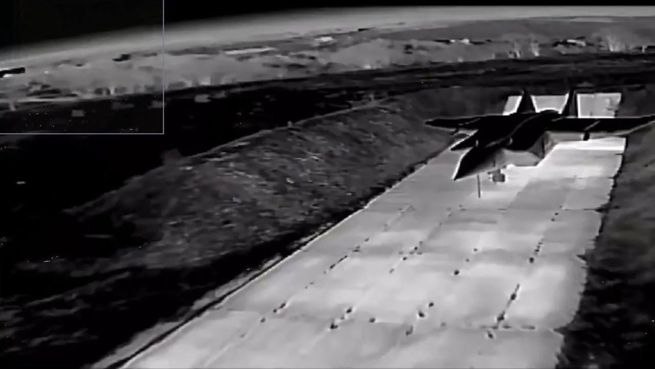 СБУ уразила 3 ворожих кораблі, винищувач і обʼєкти ППО в Криму: гучні деталі і фото