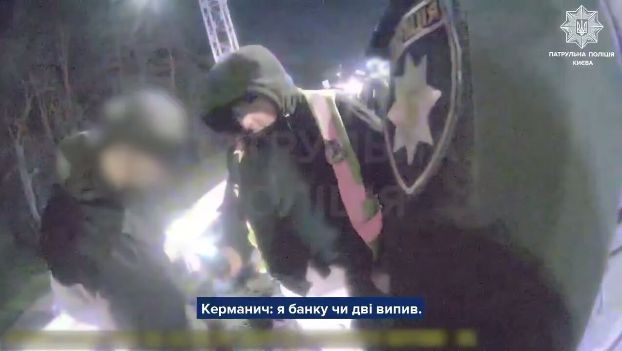 В Киеве пьяный подросток на угнанном автомобиле устроил гонки и пытался скрыться от полиции. Фото и видео