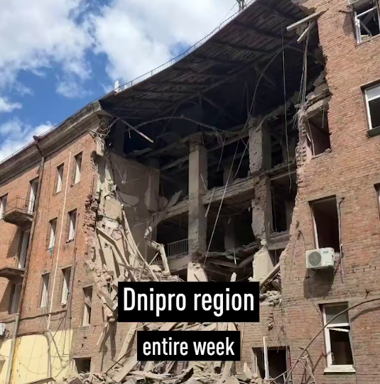 Зеленський розповів, скільки дронів, ракет, бомб Росія запустила по Україні за тиждень і яка ефективність ППО. Відео