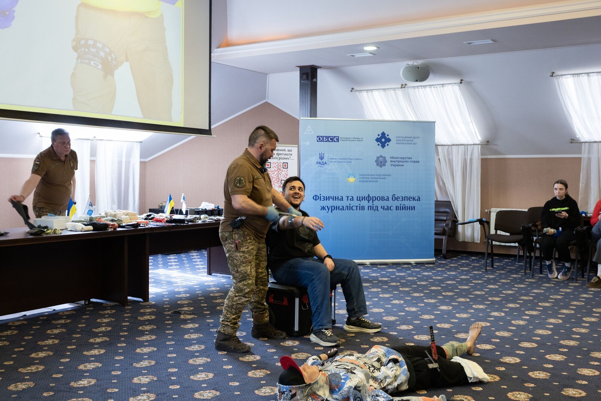 Безпека важлива: ОБСЄ провела тренінг для медійників