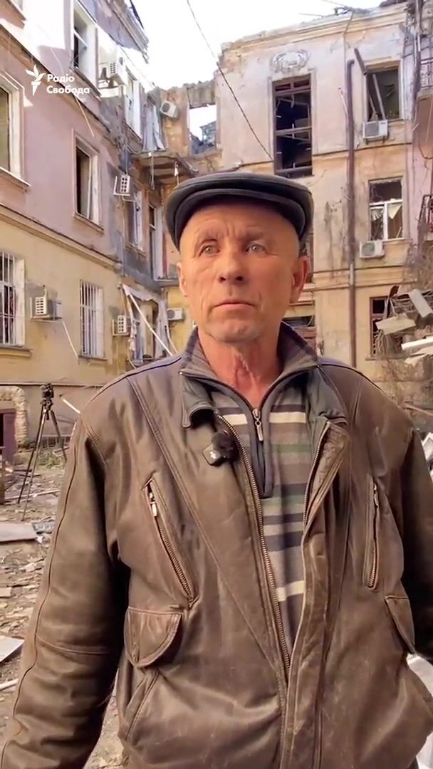 "Вибігли на кухню": мешканець Одеси розповів про російську атаку і її наслідки. Відео
